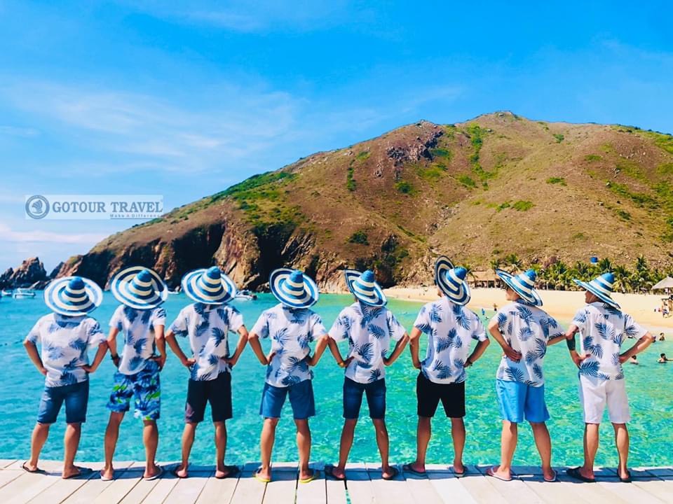 Bảng giá thuê xe du lịch 16 chỗ tại Quy Nhơn – Bình Định