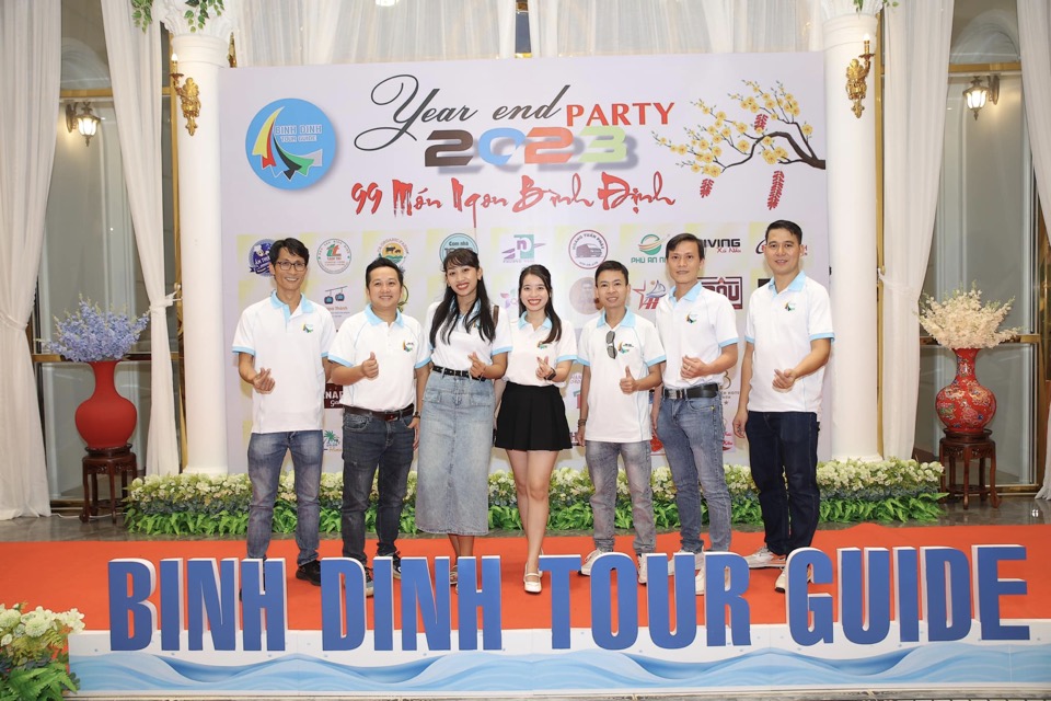 Tất niên Bình Định Tour Guide tại Ẩm Thực Việt 2023