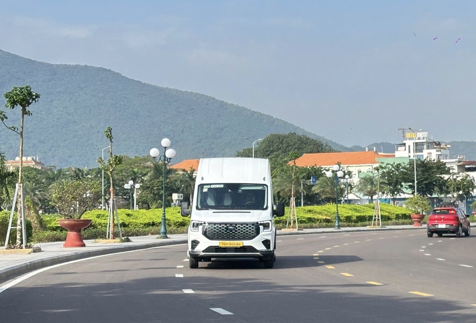 Cho thuê xe du lịch 16 – 18 chỗ tại Quy Nhơn – Bình Định